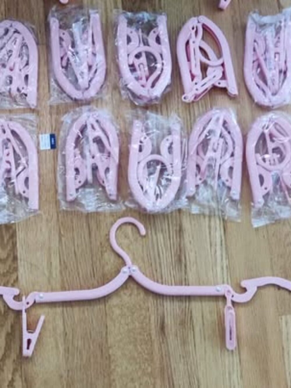 Pink Foldable Travel Hangers 10-Pack